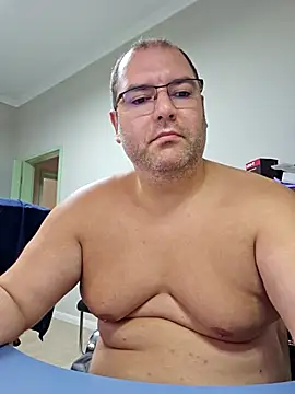 Snapshot of Andrew1900529 chatting on 09-26-25, 08:18 Andrew1900529 online show from 09-26-25, 08:18