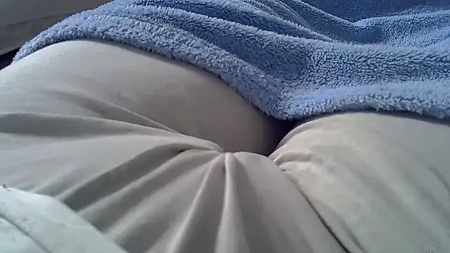 Snapshot of perescam chatting on 03-24-26, 06:46 perescam online show from 03-24-26, 06:46