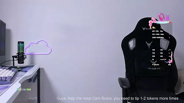 Snapshot of SkyqueenI chatting on 10-16-25, 08:37 SkyqueenI online show from 10-16-25, 08:37