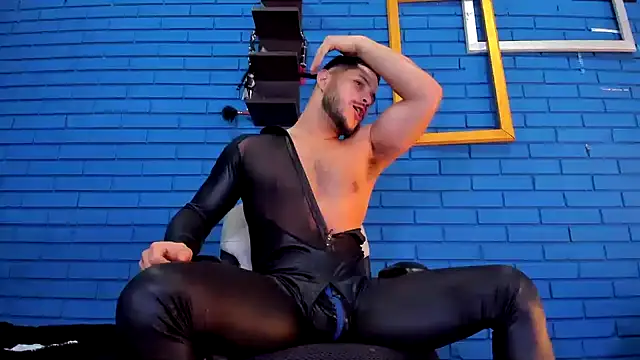 Snapshot of TheIan26 chatting on 12-20-24, 11:37 TheIan26 online show from 12-20-24, 11:37