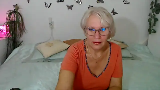 Ghertrude52 online show from 09-11-25, 02:44