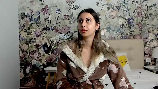 RoseDiamond06 online show from 10-02-25, 12:23