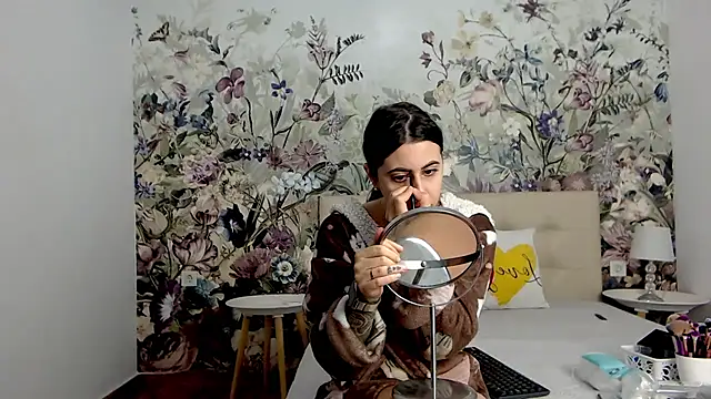 RoseDiamond06 online show from 10-10-25, 11:09