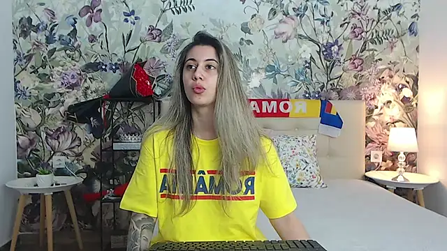 RoseDiamond06 online show from 06-12-26, 01:54