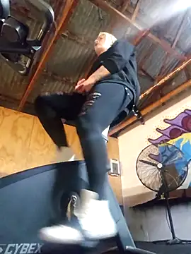 PinkTheHawk online show from 11-23-25, 09:47