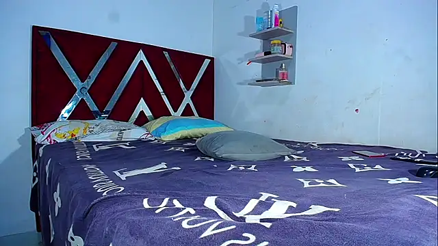 DanisaBrown online show from 04-30-26, 08:57