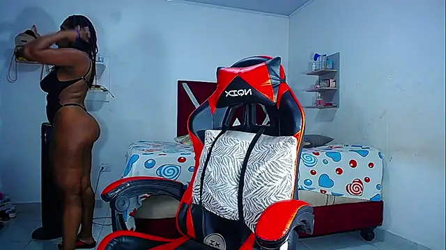 DanisaBrown online show from 05-08-26, 01:05
