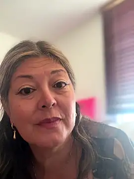 emma tour online show from 11-11-25, 02:28