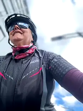 emma tour online show from 12-01-25, 02:55