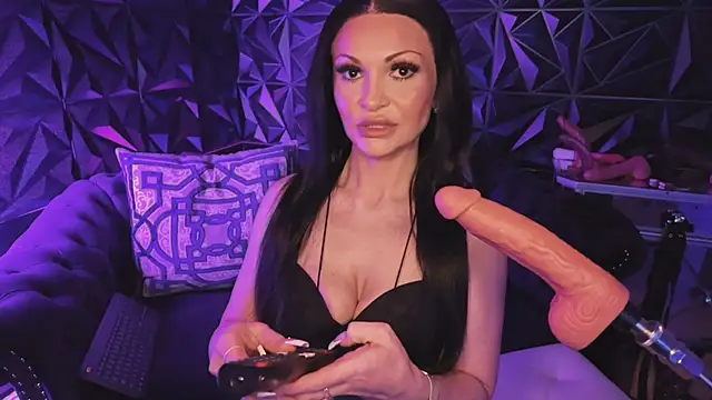 NatashaxoBangs online show from 05-16-26, 12:18