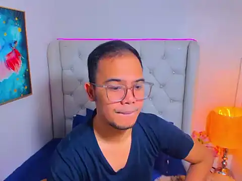 AsianZero online show from 05-08-26, 06:02