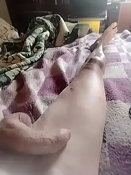 Snapshot of trraaa chatting on 09-27-25, 10:42 trraaa online show from 09-27-25, 10:42