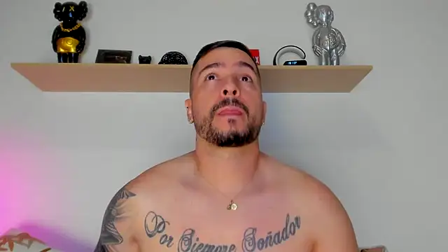 camilo restrepo21 online show from 09-24-25, 11:08