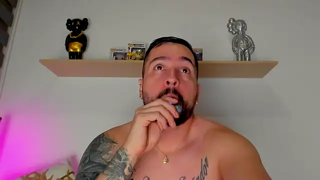 camilo restrepo21 online show from 10-17-25, 11:51