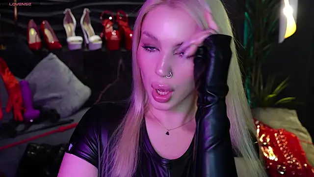 MistressDarsy online show from 03-16-25, 06:31