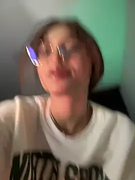 Snapshot of Sweett_Priya chatting on 12-27-24, 05:20 Sweett Priya online show from 12-27-24, 05:20