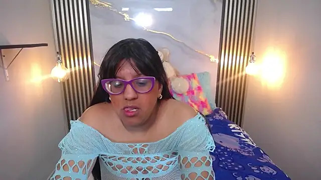 ZaidaWet online show from 10-07-25, 04:37