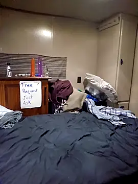 Cooking Cristal online show from 03-15-25, 02:46