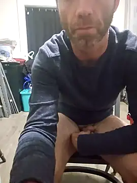 Cooking Cristal online show from 10-20-25, 05:19