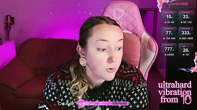 Snapshot of kisicaxx chatting on 01-07-25, 04:27 kisicaxx online show from 01-07-25, 04:27