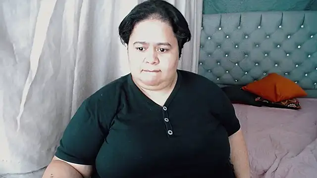 hotlesby4uxxx online show from 01-09-25, 11:13