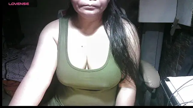 Hotpinay43 online show from 09-18-25, 12:01