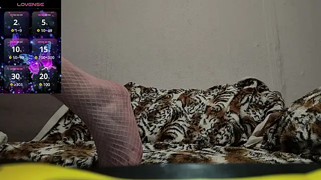 Snapshot of kimberjames84 chatting on 03-19-25, 10:31 kimberjames84 online show from 03-19-25, 10:31