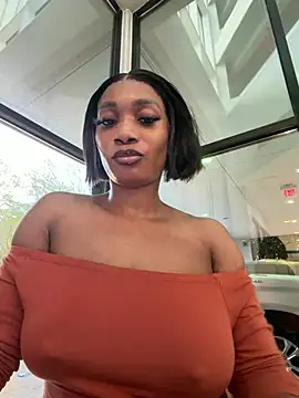 Snapshot of __Nessa__ chatting on 04-05-26, 12:46 Nessa online show from 04-05-26, 12:46