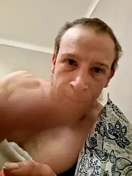 kenmich online show from 02-08-26, 05:55