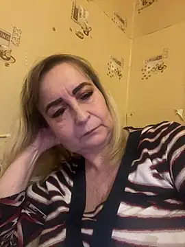Irina2909xh online show from 02-07-25, 07:49
