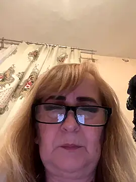 Irina2909xh online show from 10-18-25, 10:10