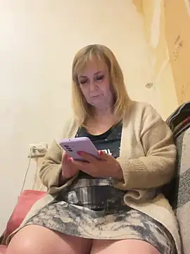 Irina2909xh online show from 05-05-26, 11:35