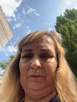 Snapshot of Irina2909@xh chatting on 07-20-26, 12:18 Irina2909xh online show from 07-20-26, 12:18