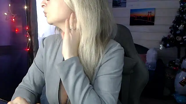 RubiLakros online show from 01-19-26, 11:47