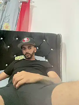 Moodxxx00 online show from 02-02-26, 08:51