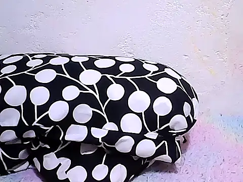 sweetvanna online show from 12-20-24, 10:11