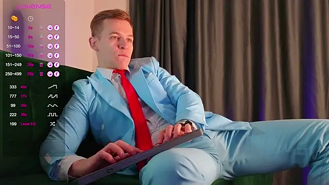 Snapshot of S3Xyes chatting on 02-18-25, 03:10 S3Xyes online show from 02-18-25, 03:10