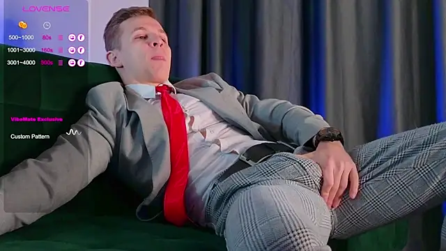 Snapshot of S3Xyes chatting on 02-21-25, 01:11 S3Xyes online show from 02-21-25, 01:11