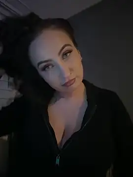 Snapshot of itsCassie chatting on 02-12-25, 09:01 itsCassie online show from 02-12-25, 09:01