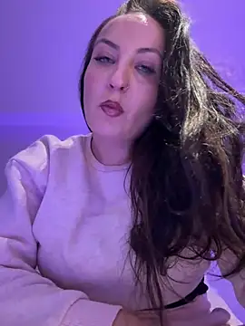 Snapshot of itsCassie chatting on 02-17-26, 09:21 itsCassie online show from 02-17-26, 09:21