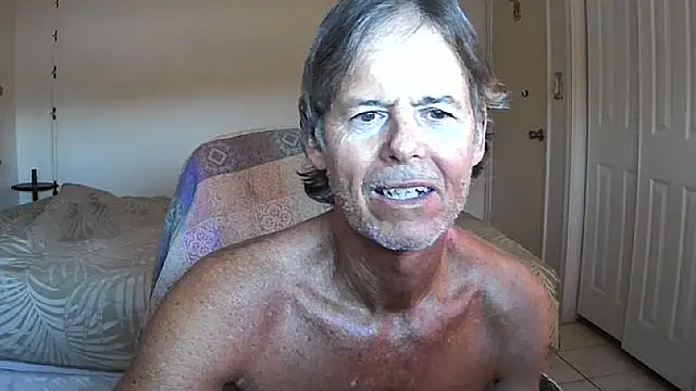 nakeedcowboi65 online show from 03-25-26, 12:00