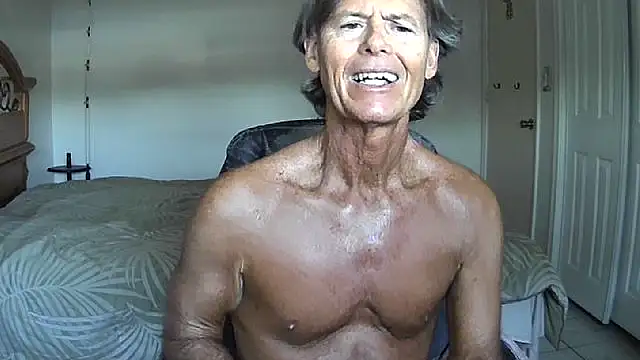 nakeedcowboi65 online show from 05-04-26, 11:39