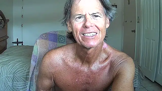 nakeedcowboi65 online show from 05-09-26, 09:53
