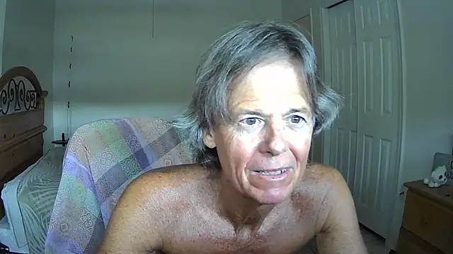 Snapshot of nakeedcowboi65 chatting on 06-28-26, 10:16 nakeedcowboi65 online show from 06-28-26, 10:16