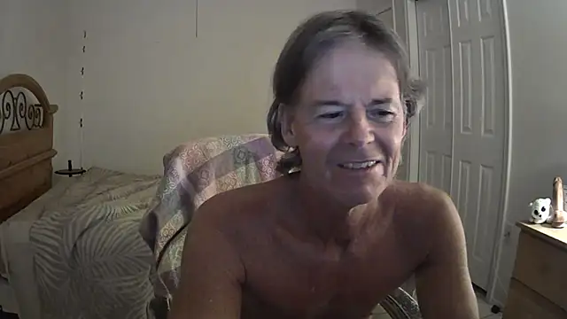 Snapshot of nakeedcowboi65 chatting on 07-08-26, 01:10 nakeedcowboi65 online show from 07-08-26, 01:10
