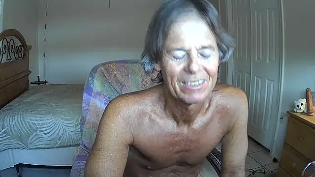 Snapshot of nakeedcowboi65 chatting on 07-13-26, 11:46 nakeedcowboi65 online show from 07-13-26, 11:46