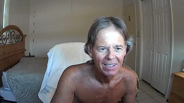 Snapshot of nakeedcowboi65 chatting on 07-25-26, 11:30 nakeedcowboi65 online show from 07-25-26, 11:30