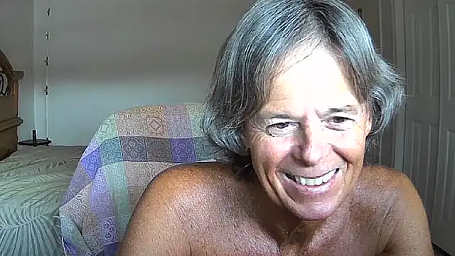 Snapshot of nakeedcowboi65 chatting on 07-28-26, 06:31 nakeedcowboi65 online show from 07-28-26, 06:31