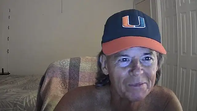 Snapshot of nakeedcowboi65 chatting on 08-04-26, 09:23 nakeedcowboi65 online show from 08-04-26, 09:23