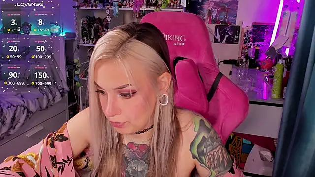 ChloeKohaku online show from 09-11-25, 04:01